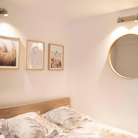 Apartament 3. Proche Centre Et Gare Valence (Drome)